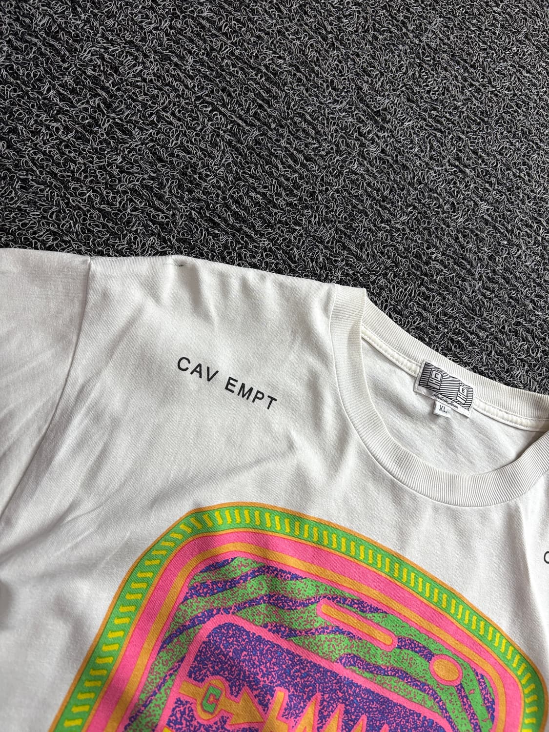 카브엠트 듀얼 그래픽 하프 슬리브 티셔츠 화이트 3519 상품이미지3