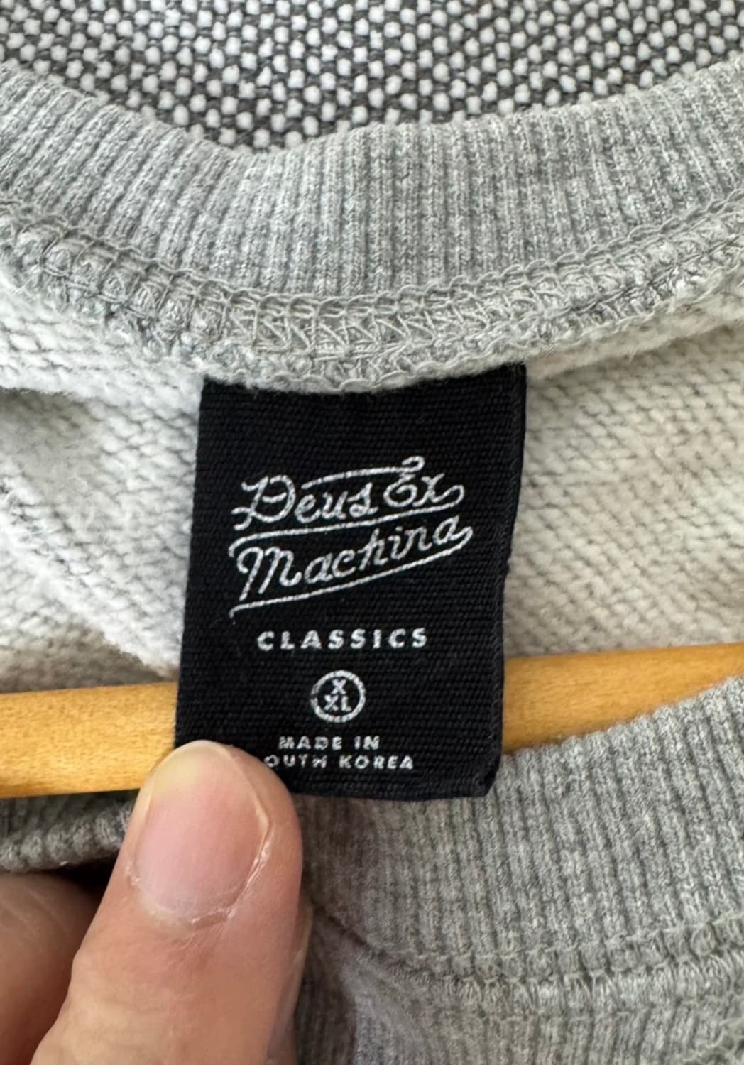 데우스 엑스 마키나 서울 맨투맨 그레이 상품이미지7