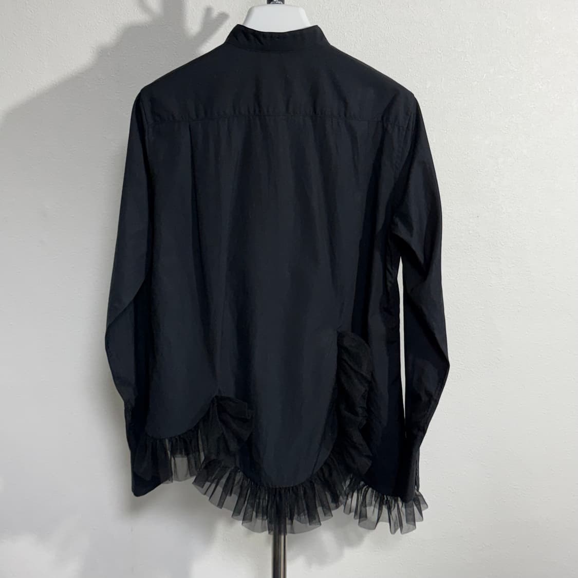 23ss 느와케이니노미야 꼼데가르송 튤 프릴 셔츠 s 상품이미지3