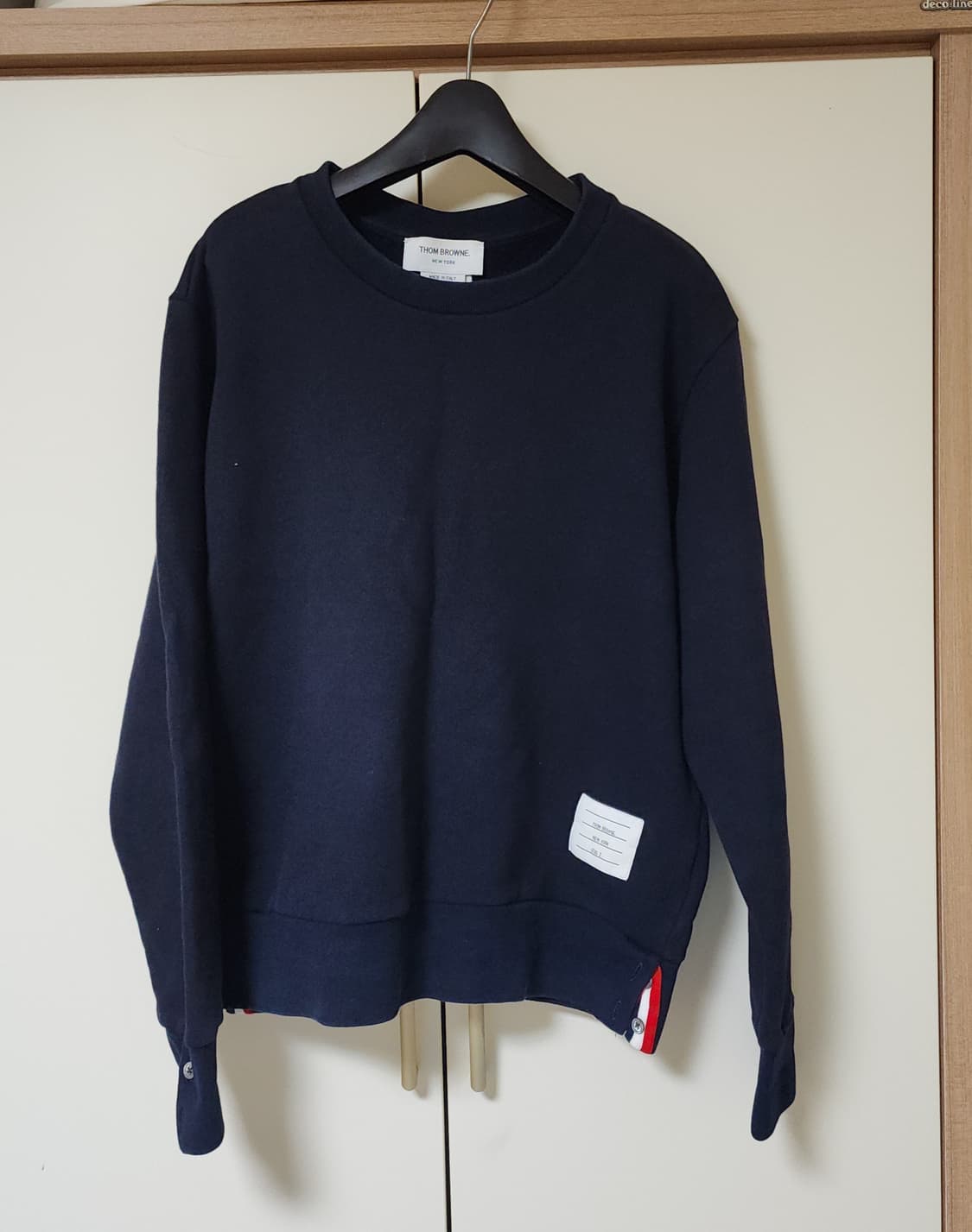 톰브라운 백삼선 맨투맨 3사이즈 상품이미지2