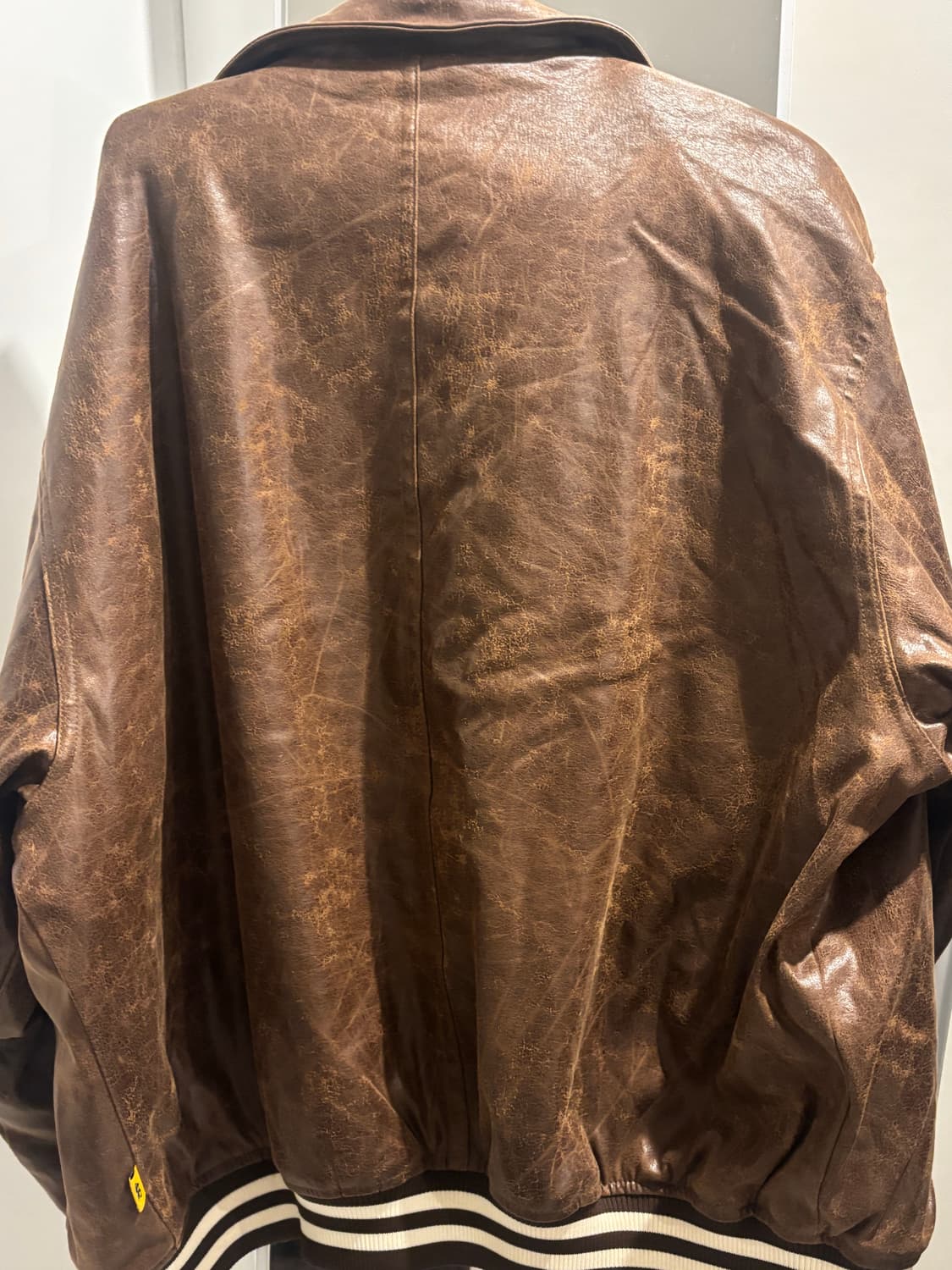 THUF 브라운 레더 봄버자켓 상품이미지3