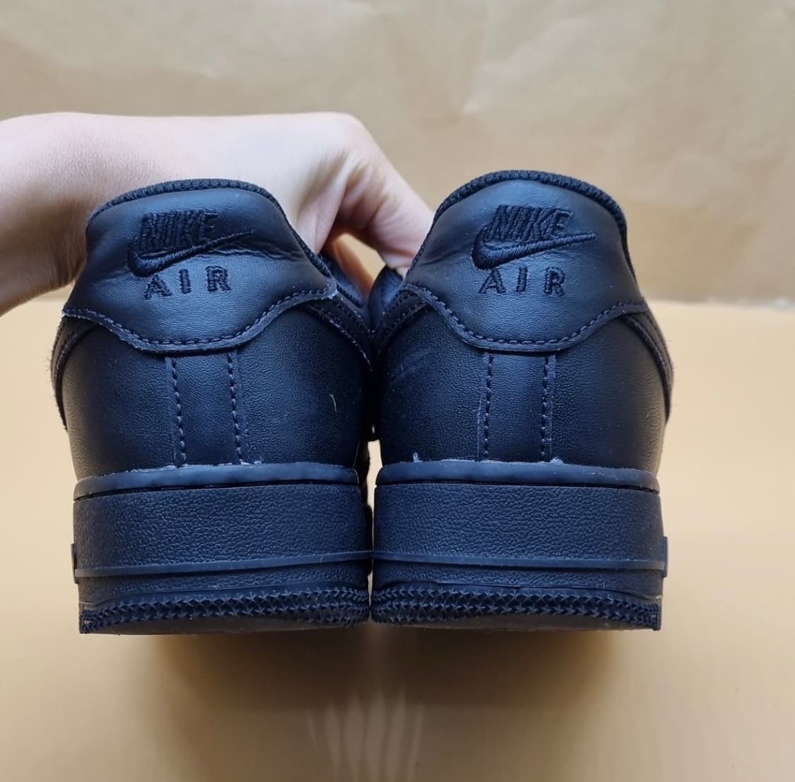 나이키 에어포스 로우 블랙 245 상품이미지3