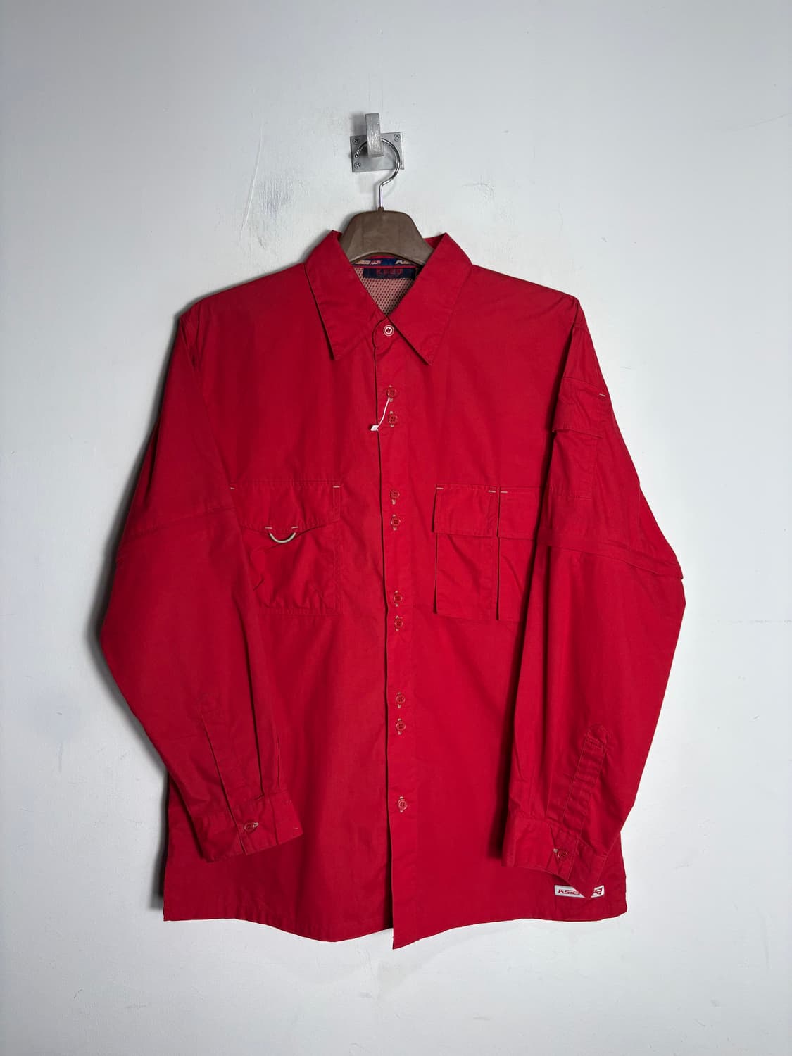 레드 포켓 디테일 셔츠 상품이미지1