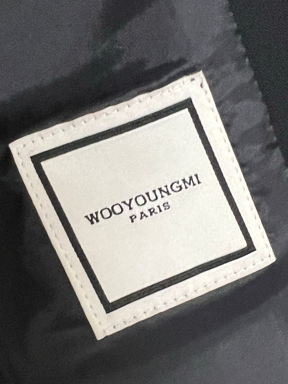 우영미 턴업 블레이져 블랙 46사이즈 상품이미지4