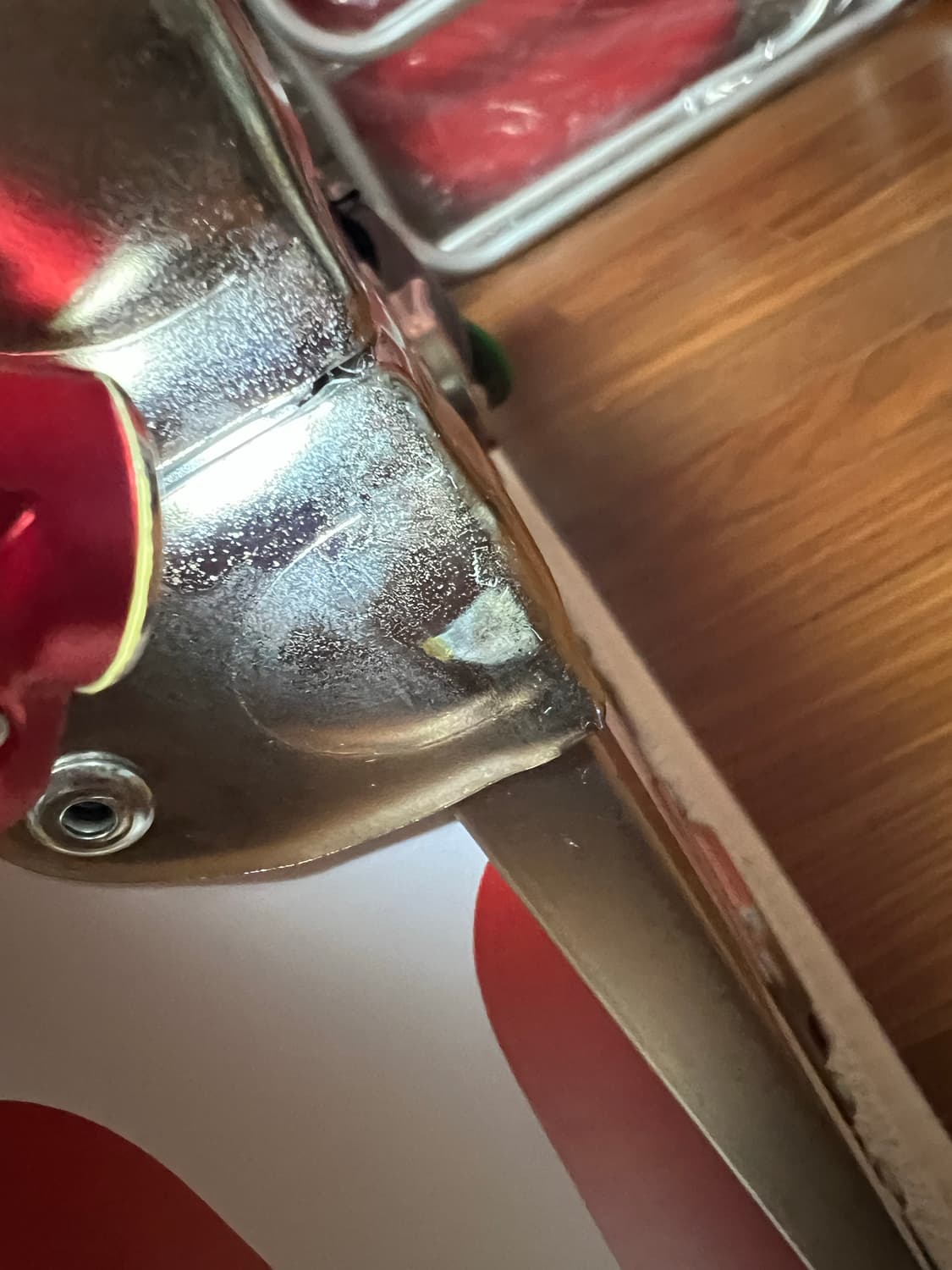 슈프림 라이노 트렁크 레드 상품이미지9