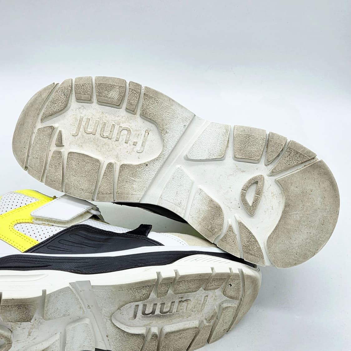 준지 18fw 청키 레더 스트랩 스니커즈 (42) 상품이미지3