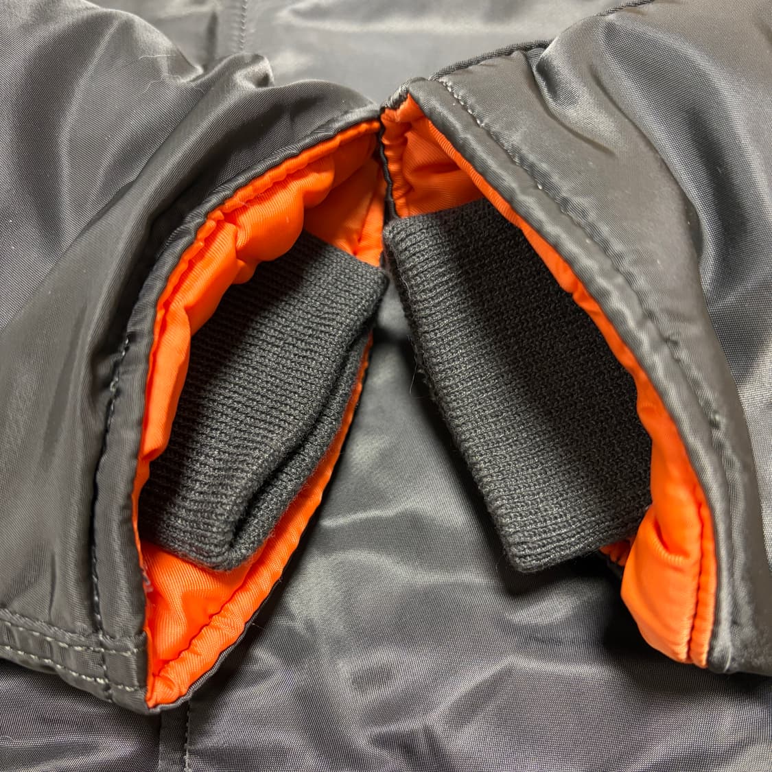 알파 인더스트리 N-3B 파카 건메탈 상품이미지4