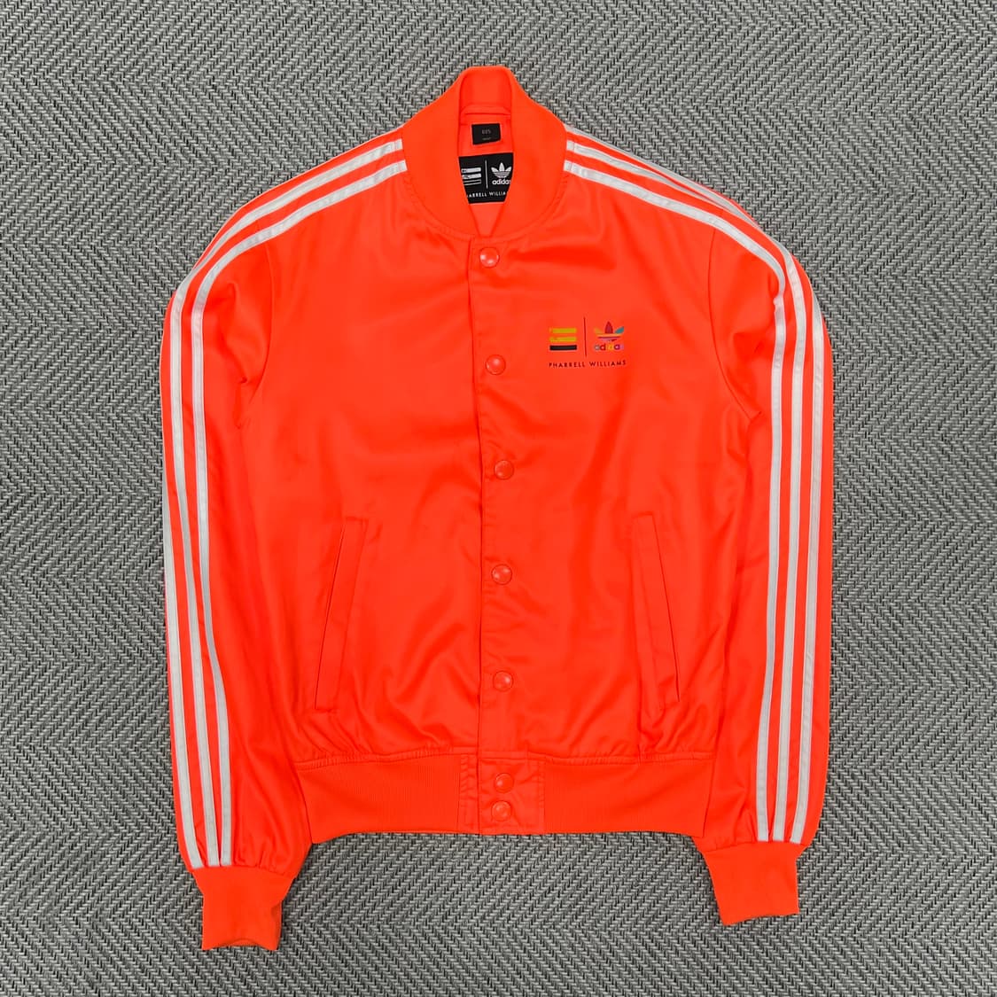 아디다스 퍼렐윌리엄스 바시티 v0715 상품이미지1