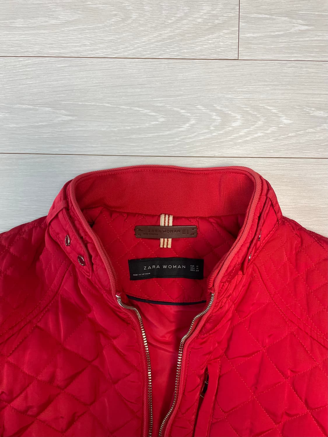 ZARA 퀼팅 자켓 (레드) 상품이미지3