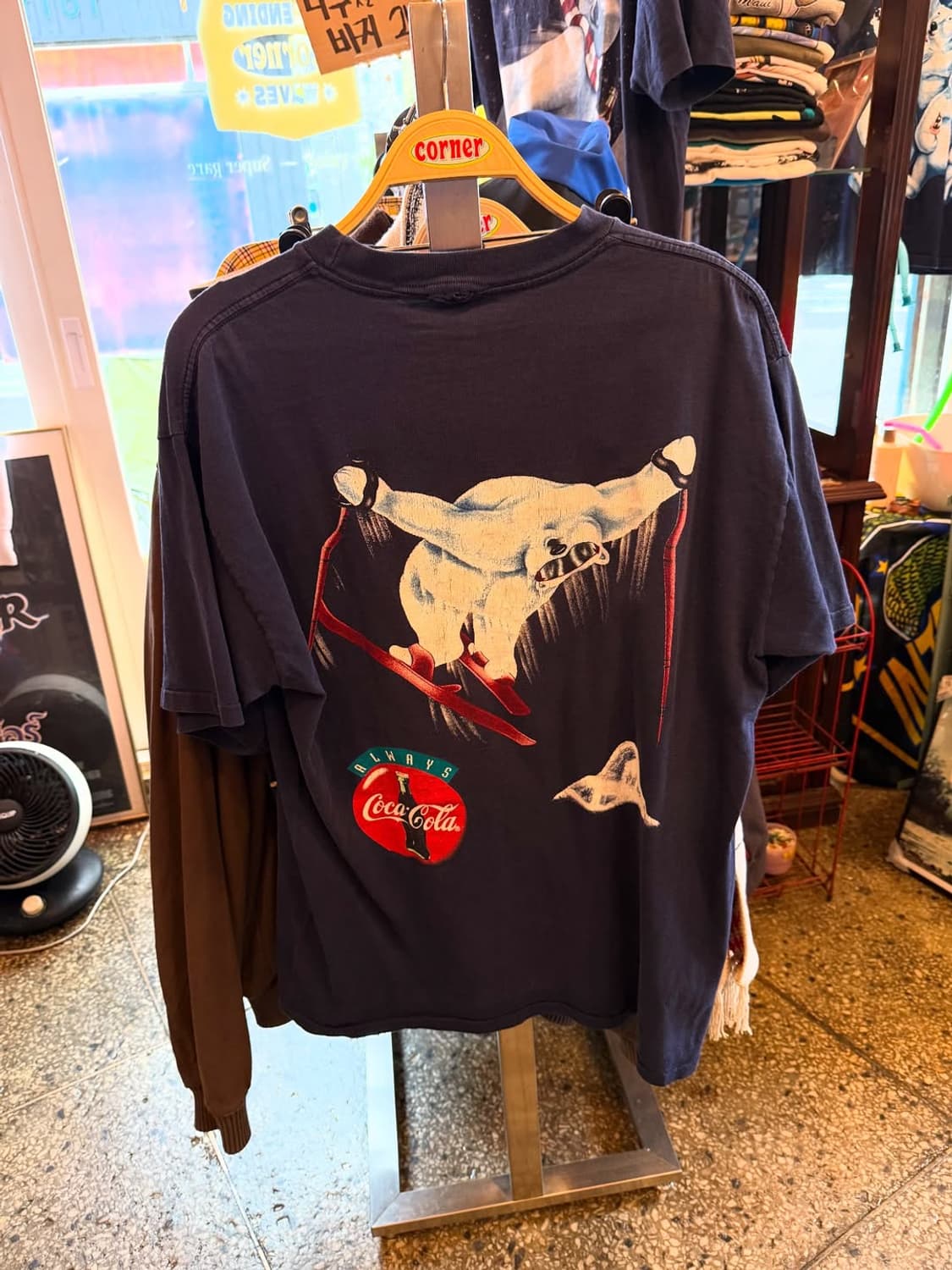 🎿 Coca-Cola 빈티지 폴라베어 스키 티셔츠 (1995년) 상품이미지2