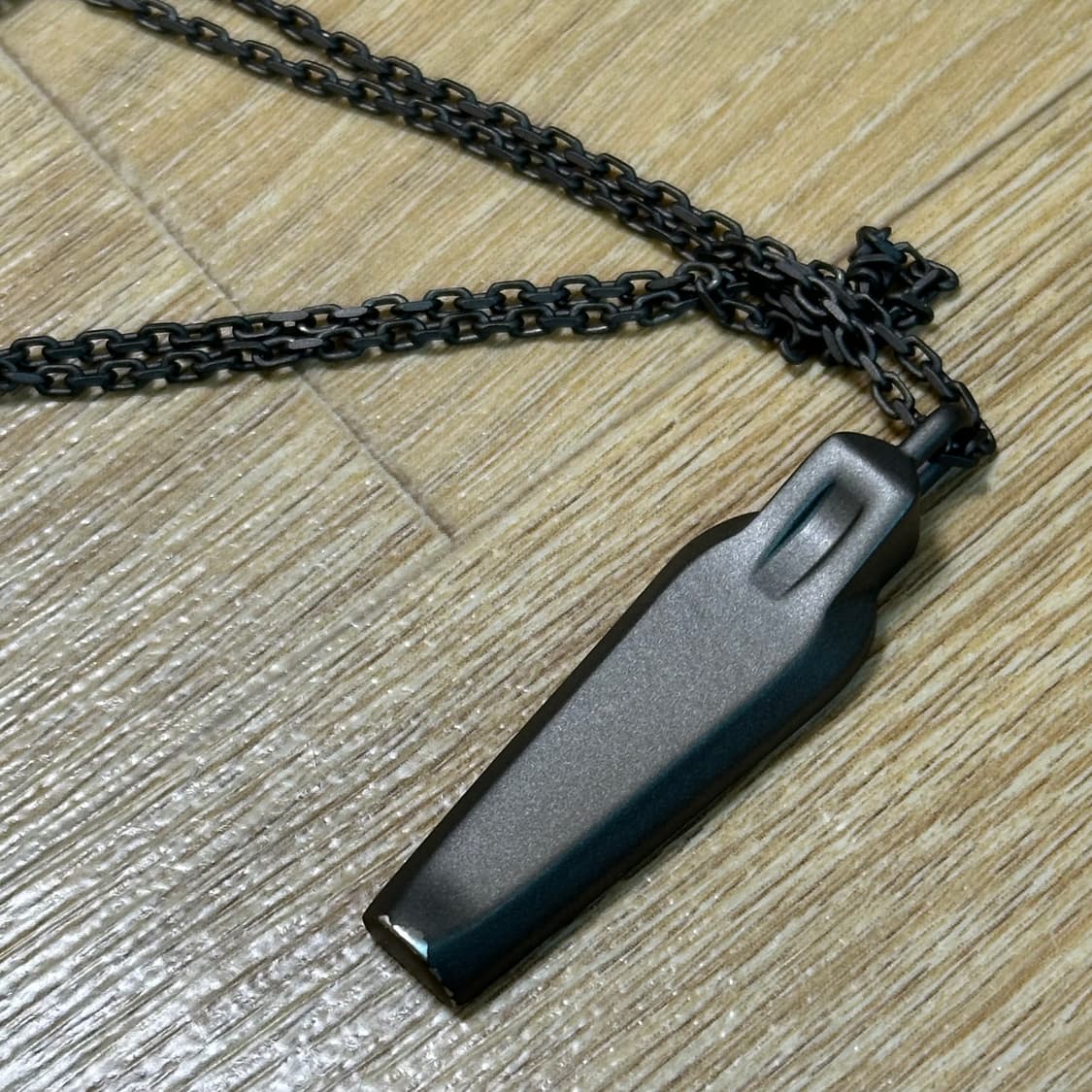 릭 오웬스 목걸이 브론즈컬러  상품이미지1