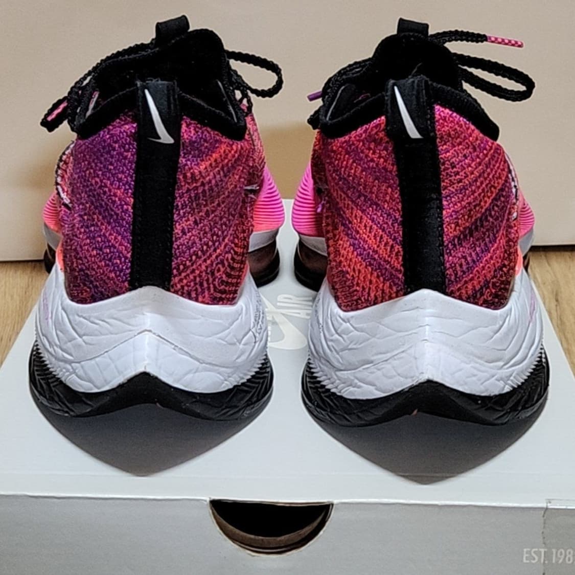 나이키 275 에어줌 알파플라이 넥스트% 하이퍼 바이올렛 상품이미지6