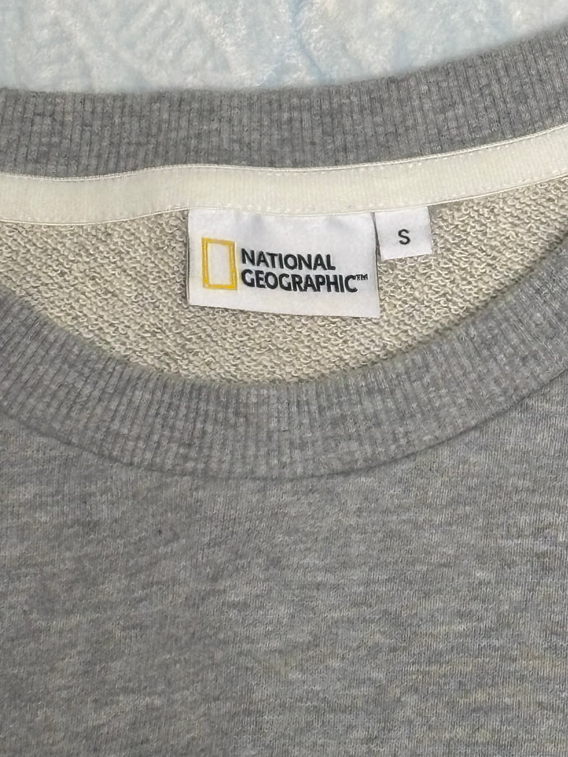 내셔널지오그래픽 맨투맨 🩶 상품이미지3