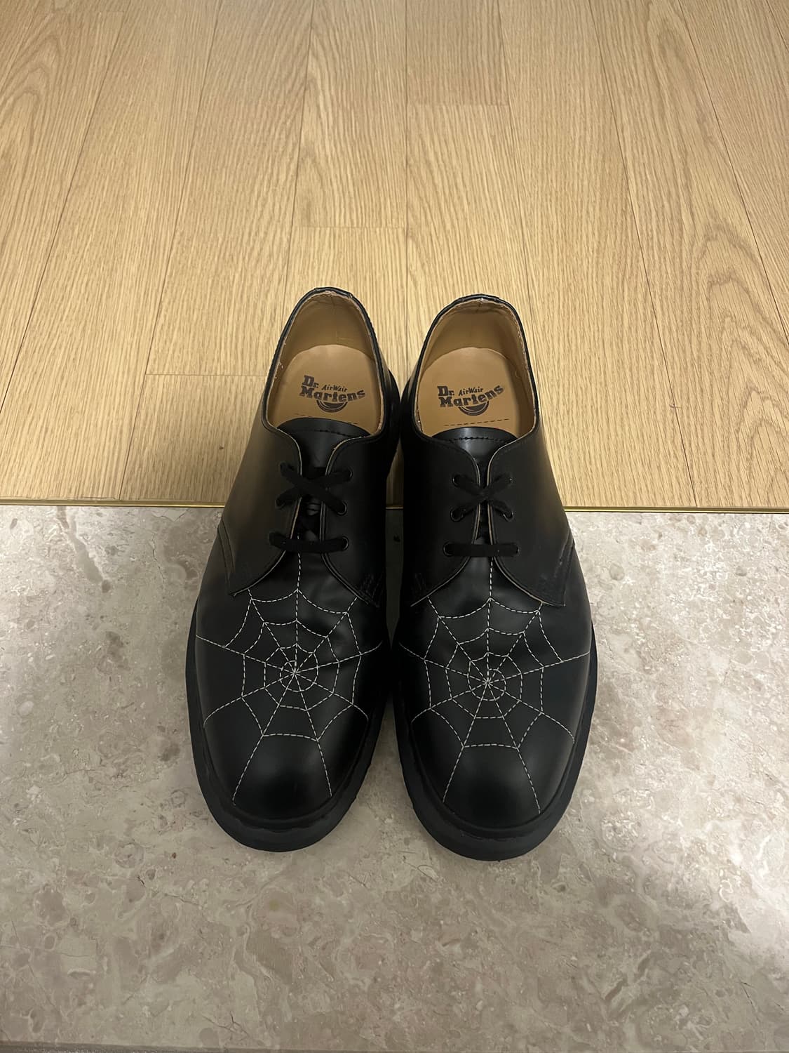 슈프림 닥터마틴 스파이더 290 상품이미지1