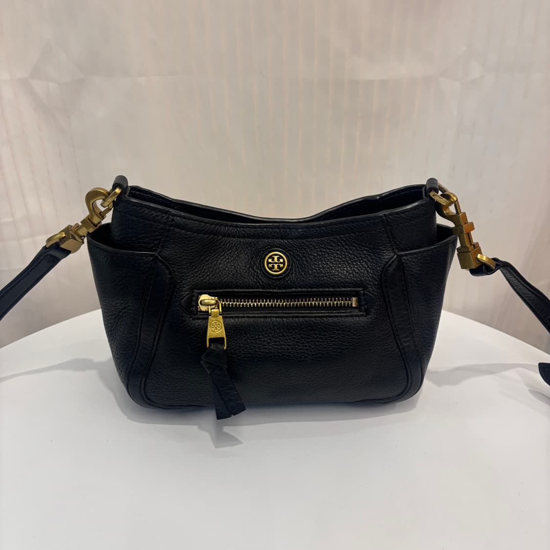 정품 토리버치 가죽 크로스백     상품이미지2