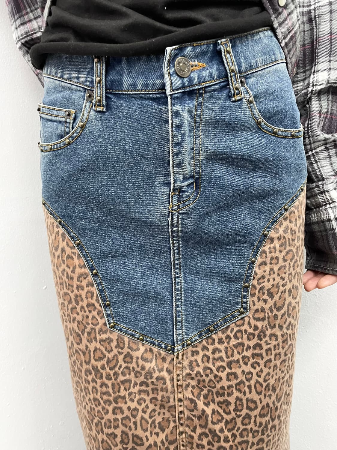 y2k 레오파드 스터드 롱 스커트 상품이미지2