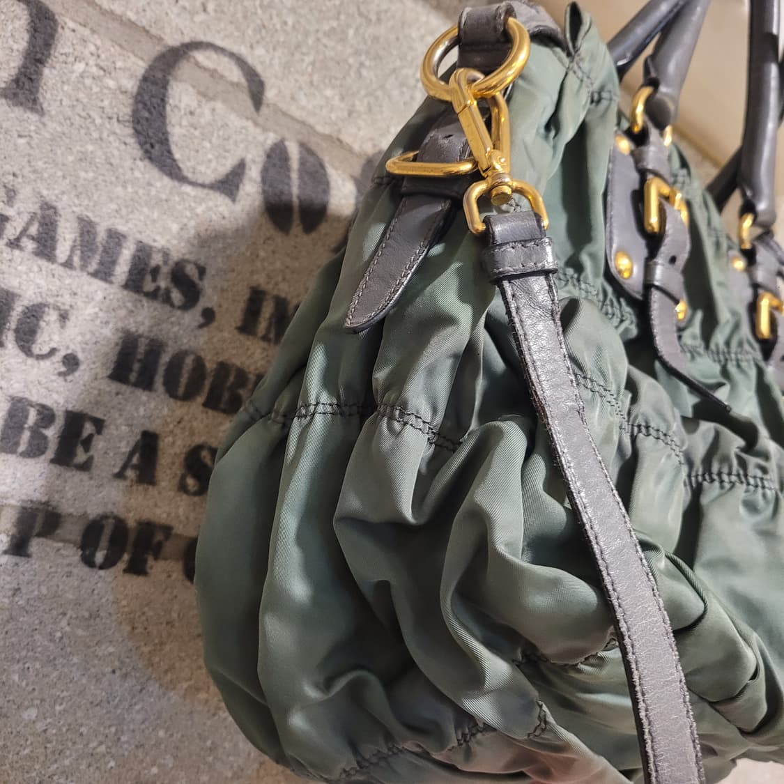 프라다 고프레 숄더백 상품이미지5