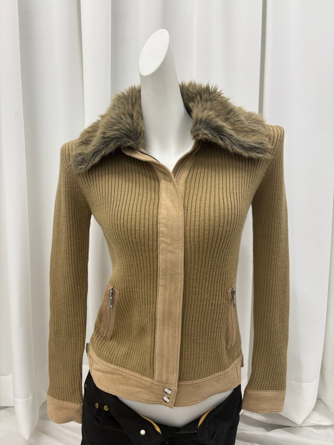 퍼니트 집업 상품이미지5