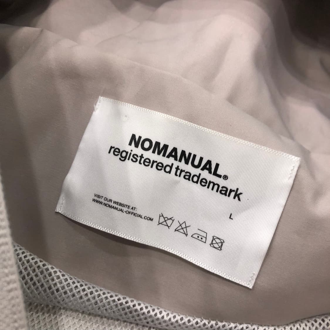 L 노매뉴얼 투웨이 후드 바람막이 자켓 상품이미지6