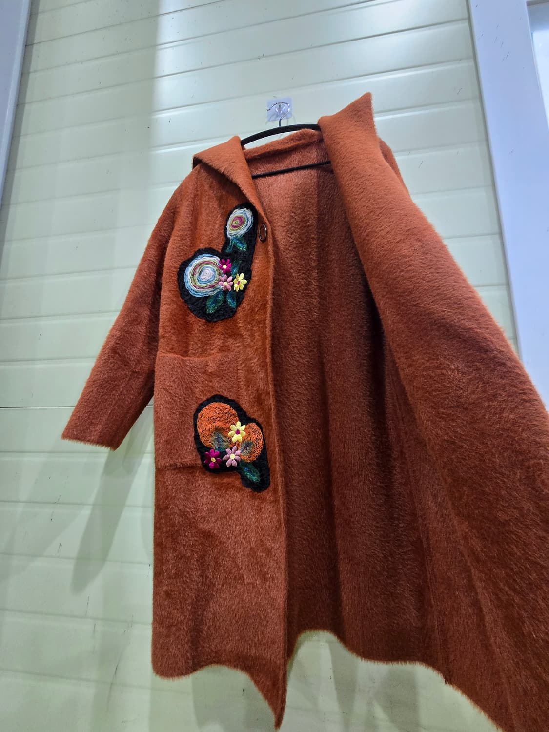 에코 밍크퍼 자수  후드 니트 코트 상품이미지9