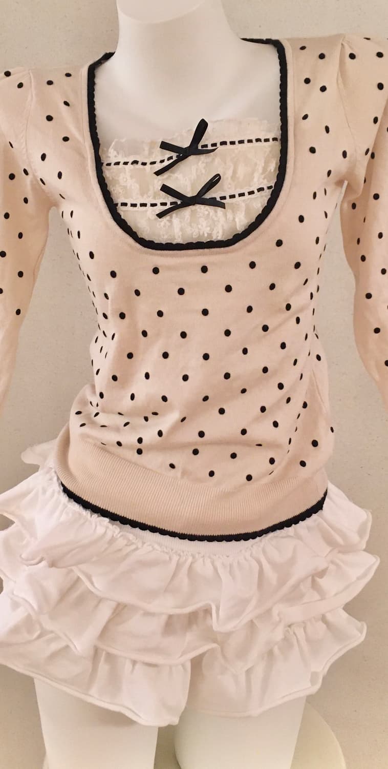 잉그니 베이지핑크 도트 탑 히메갸루 레어템 상품이미지3