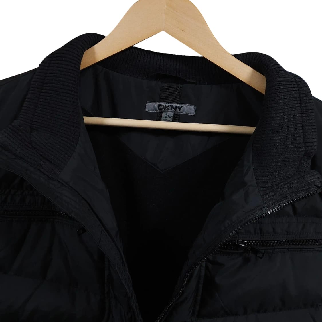 105~110)DKNY 덕다운 패딩 조끼 블랙 상품이미지3