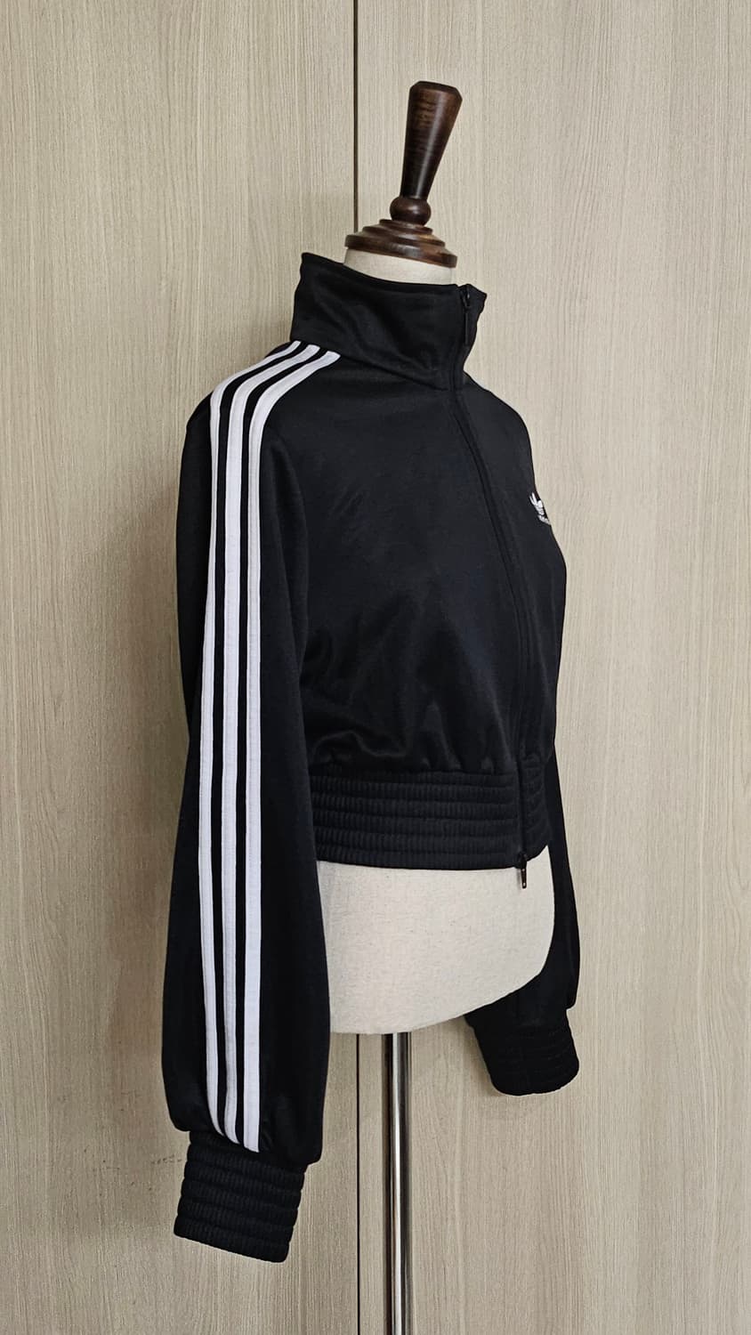 (단종템)제니착용 아디다스 파이어버드 트랙탑 져지 블랙 크롭 자켓 S 상품이미지7