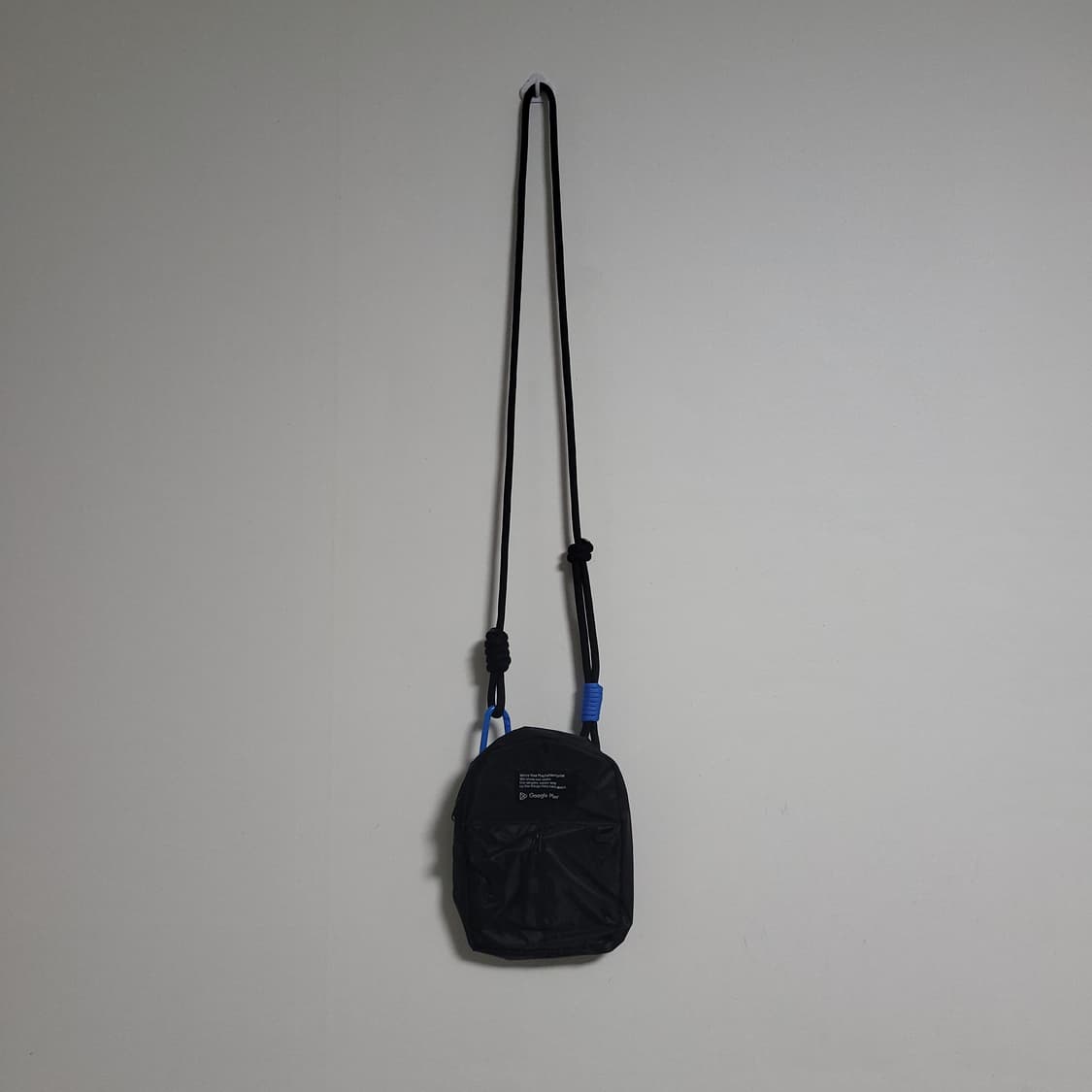 지스타 2025 플래티넘 기념 검정색 미니 크로스백 상품이미지1