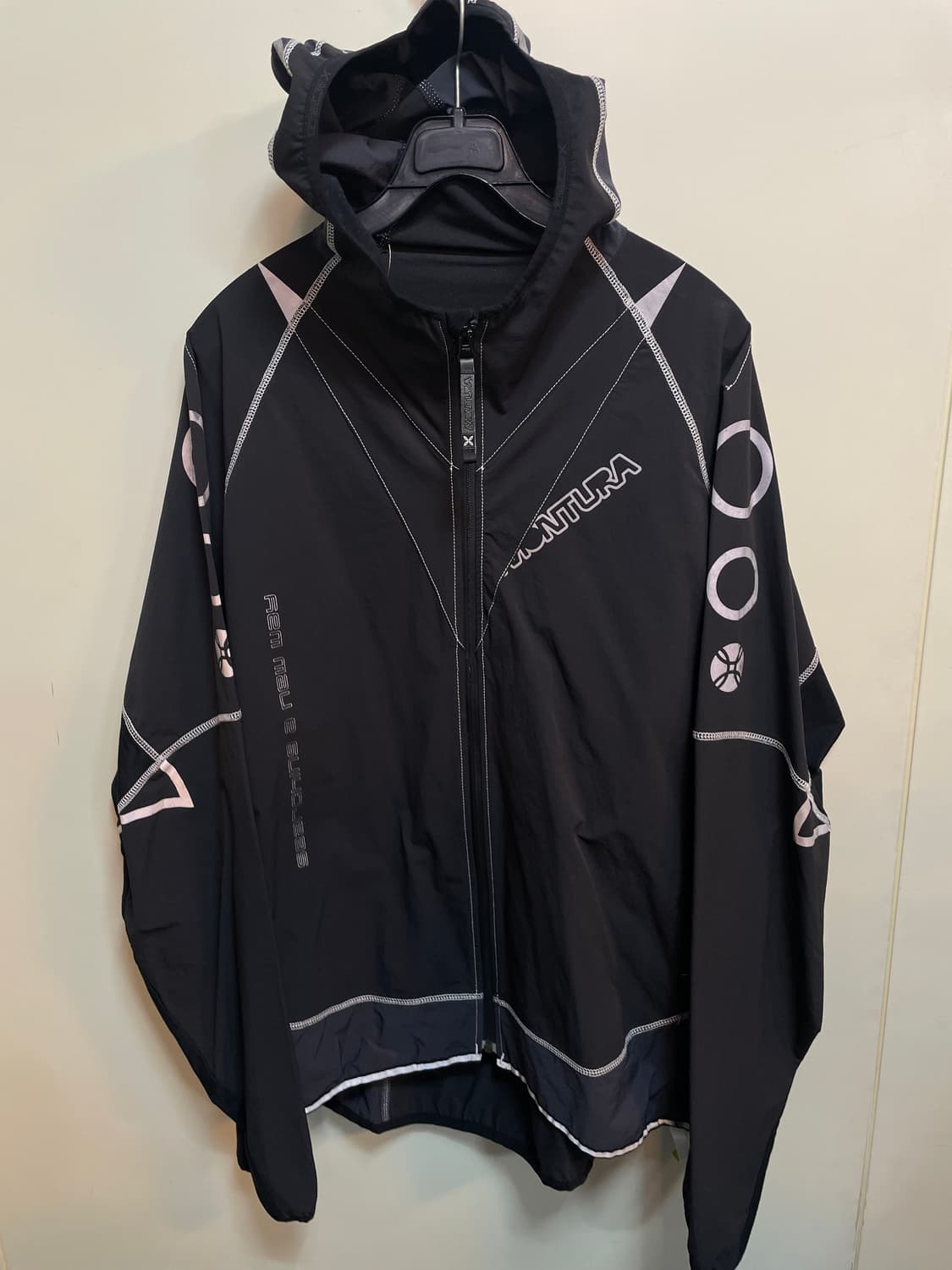 몬츄라 등산 자켓 상품이미지1