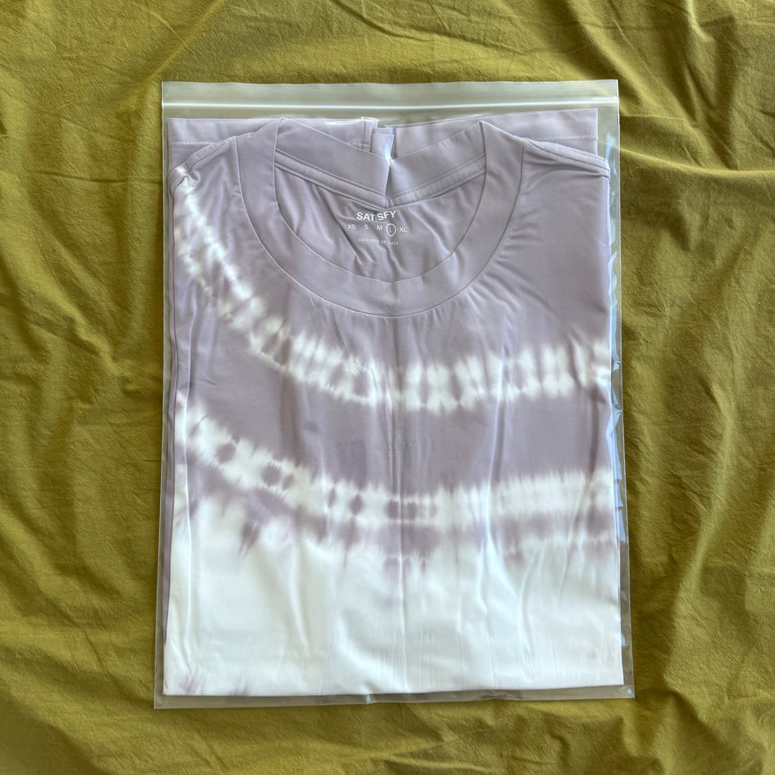 [3] 새티스파이 아우라라이트 티셔츠 타이다이 미네랄 더스크 상품이미지1