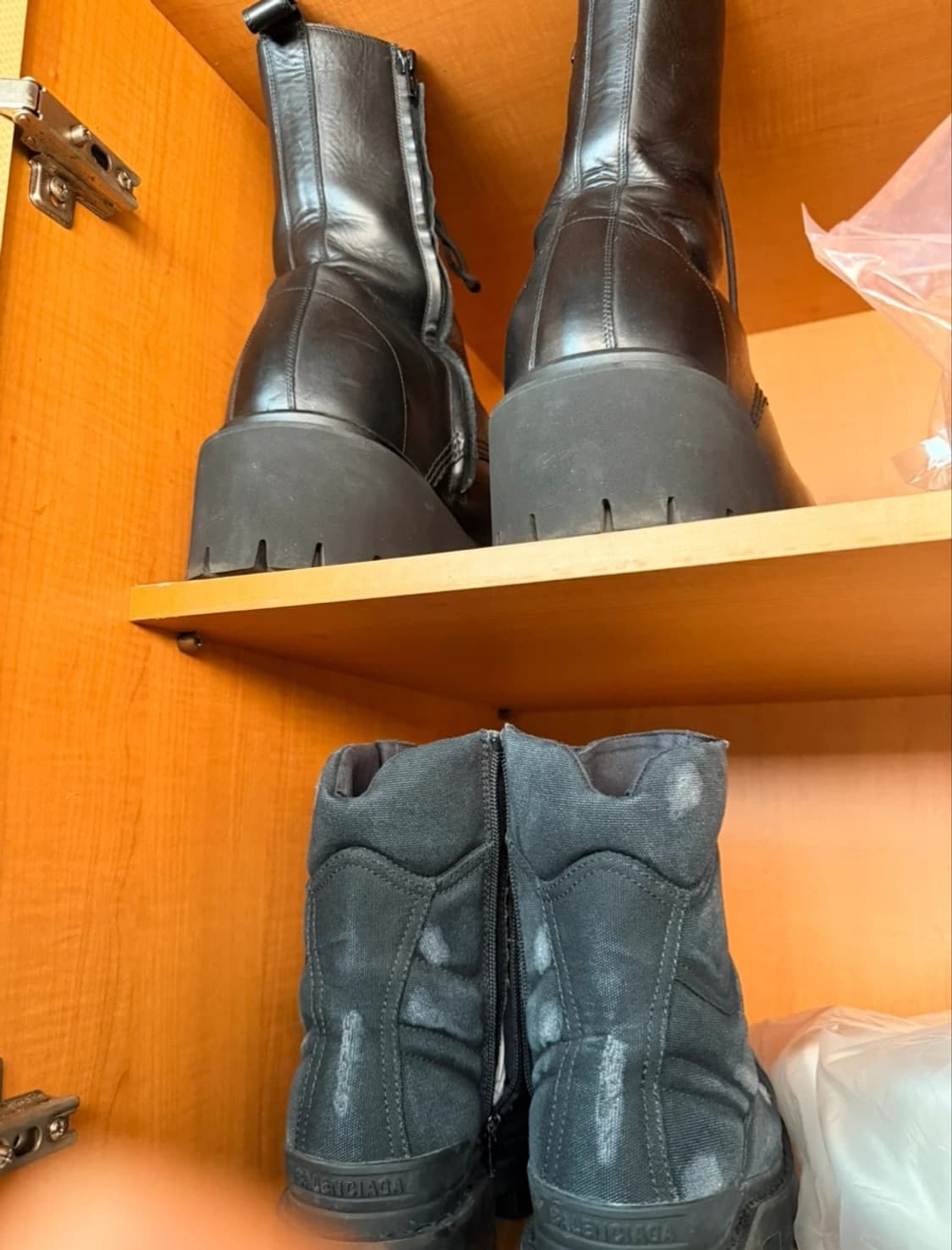 [41] 발렌시아가 스톰퍼 부티 블랙 상품이미지3