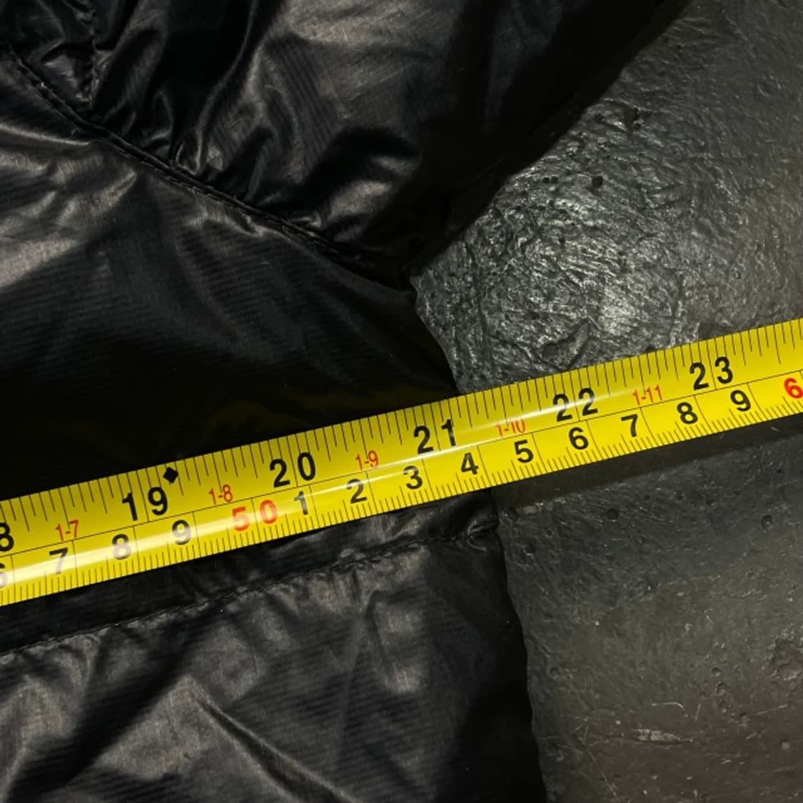 95 언더아머 유광 경량패딩 상품이미지8