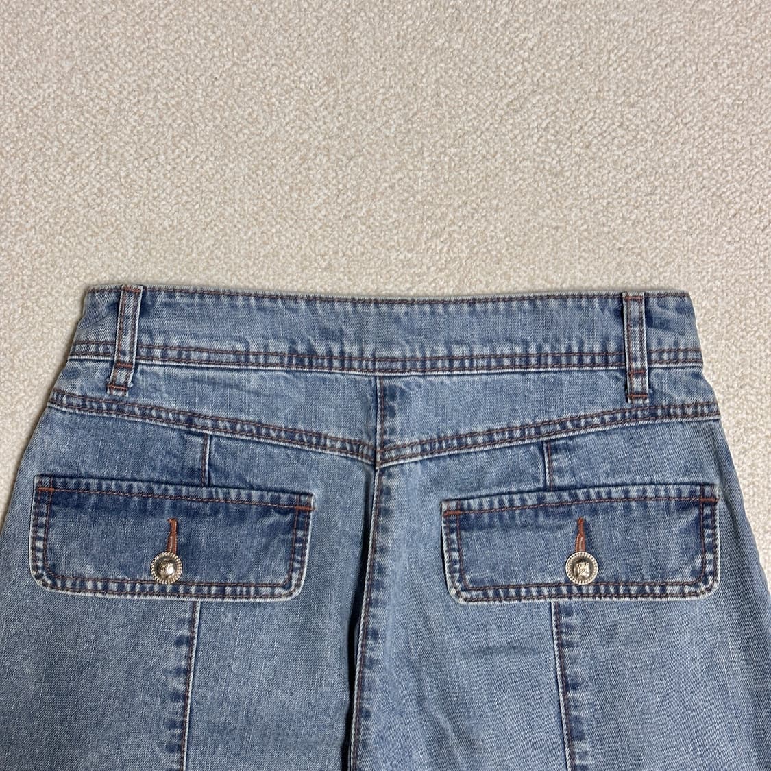 한섬 마인 투턱 테이퍼드 데님 팬츠 상품이미지4