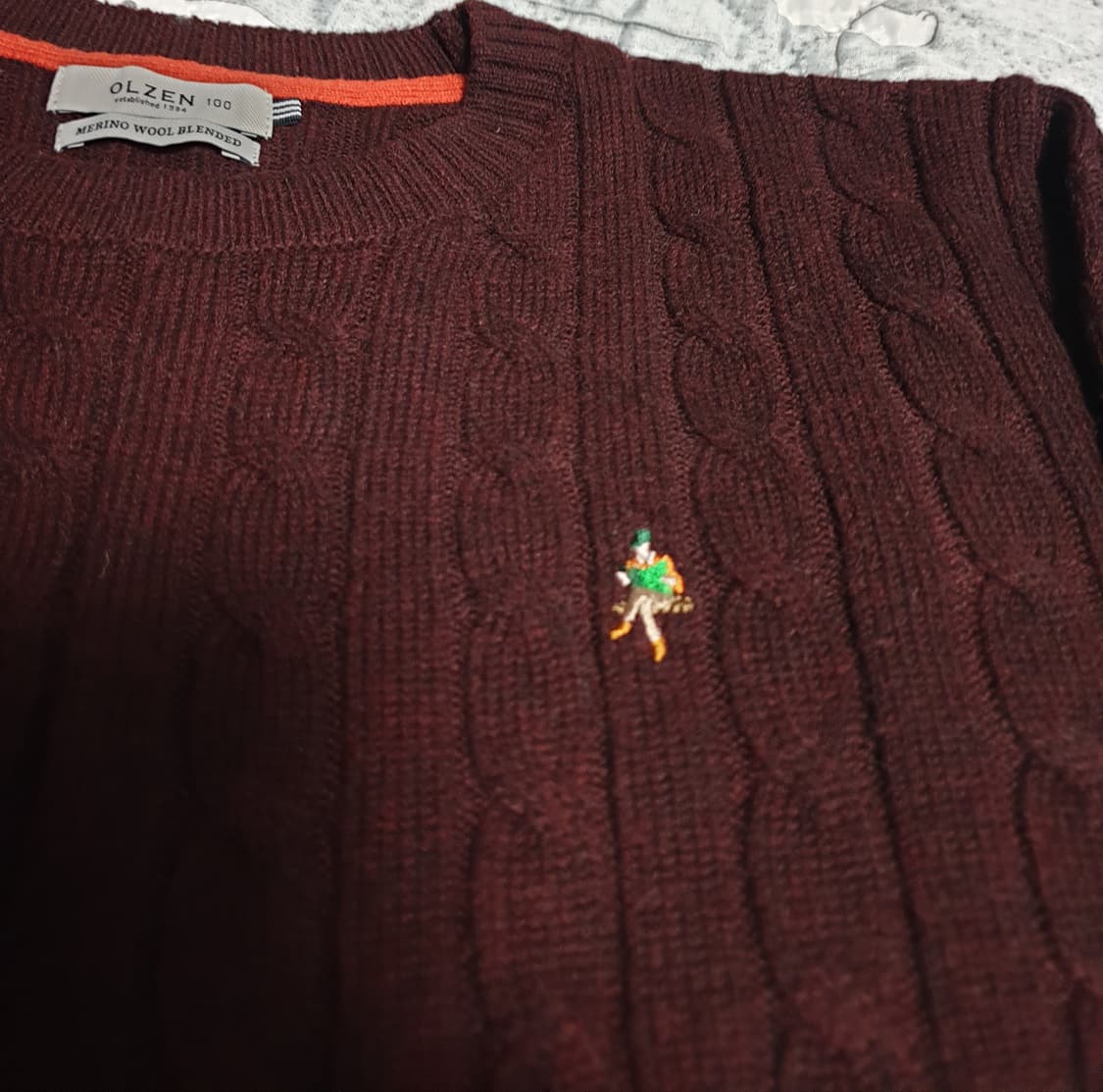 OLZEN 메리노울 블렌드 꽈배기 니트 (100) 상품이미지2