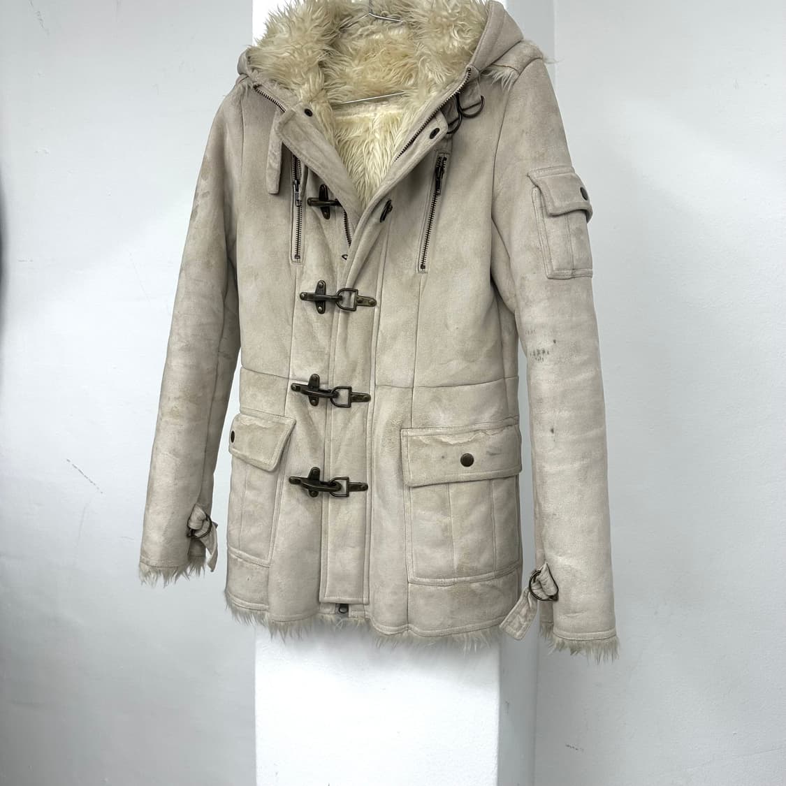 Egoist ivory buckle detail jacket  상품이미지2