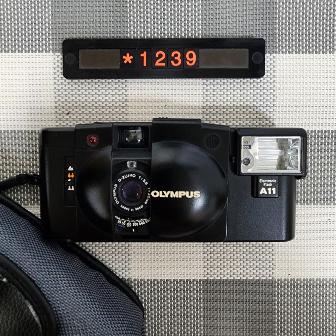 올림푸스 XA-2 플래시 A11 필름카메라 파우치포함 상품이미지1