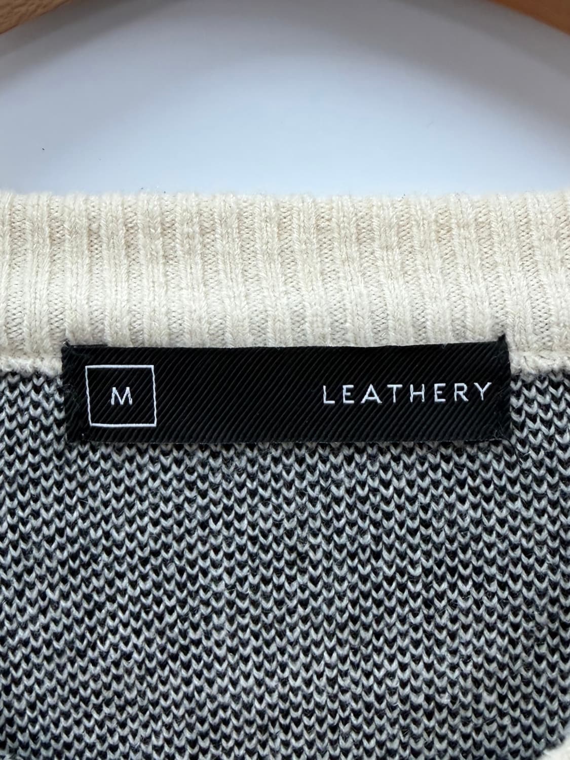 레더리 인사이드 더 클로젯 니트 상품이미지3