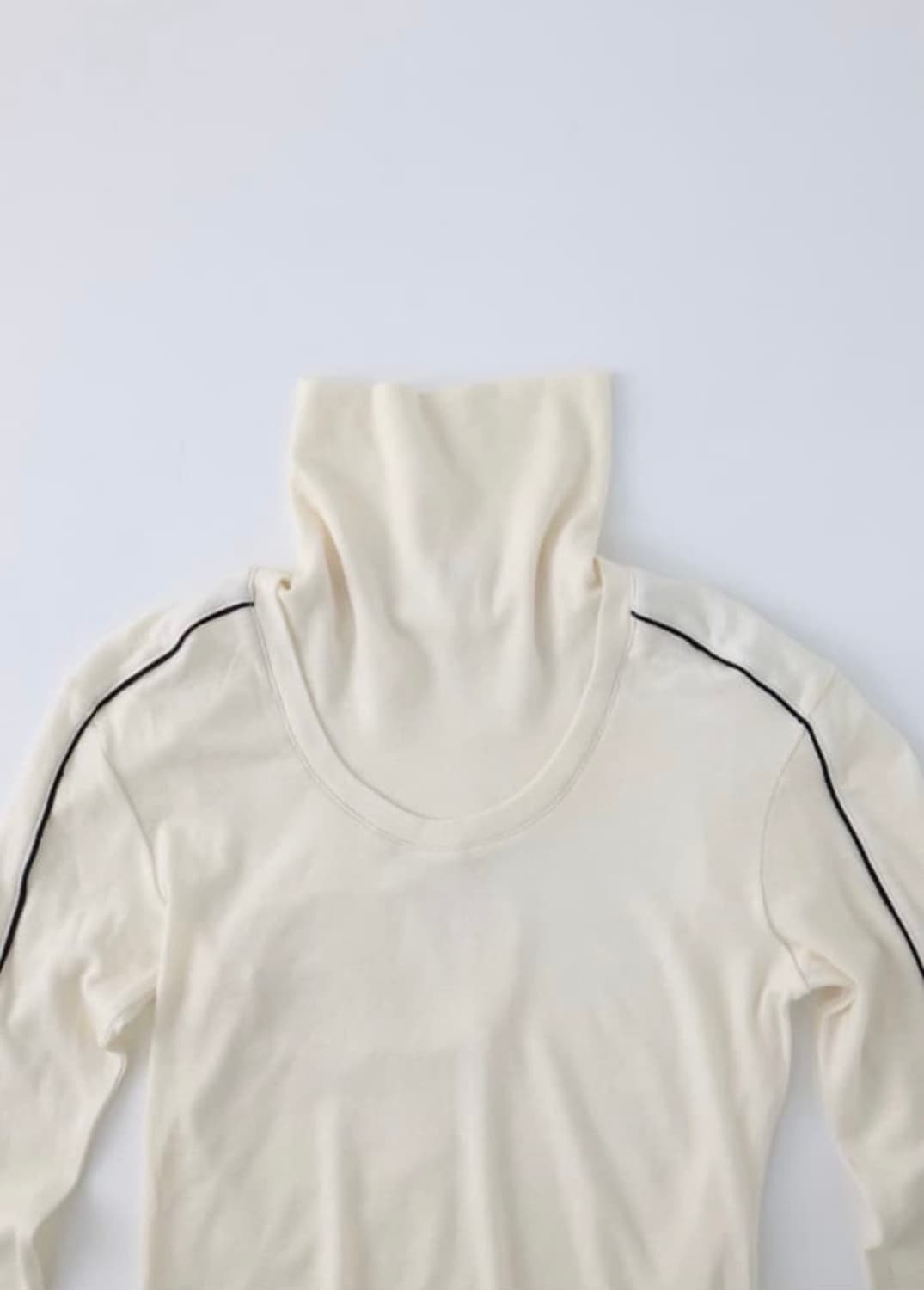 울리카상투스 possture turtleneck top(ivory) 상품이미지2