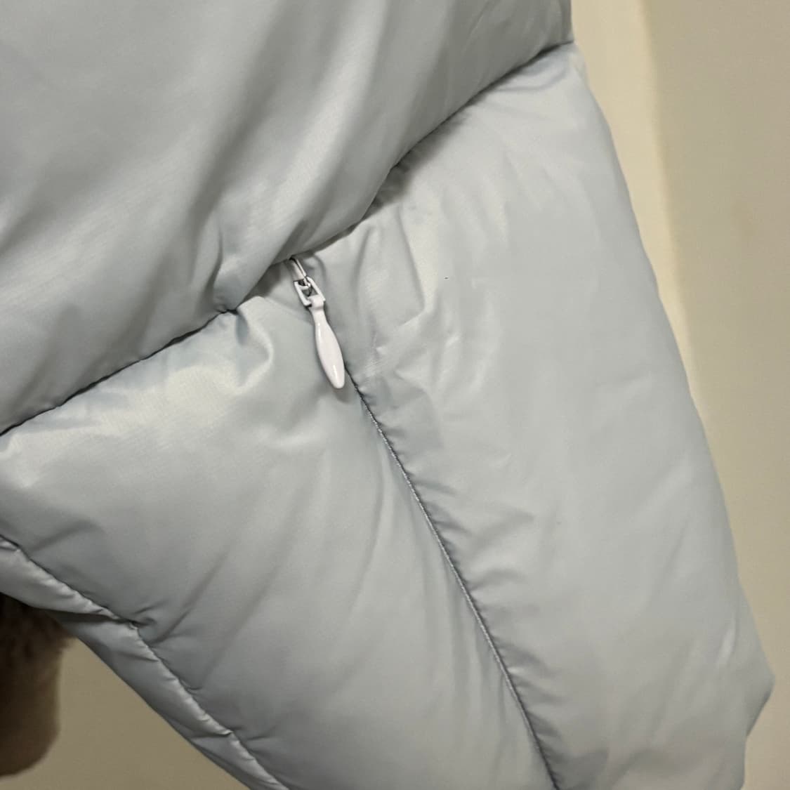 누마레 EE 패딩 M사이즈 ( 미착용 새 제품, 실사 첨부 ) 상품이미지5