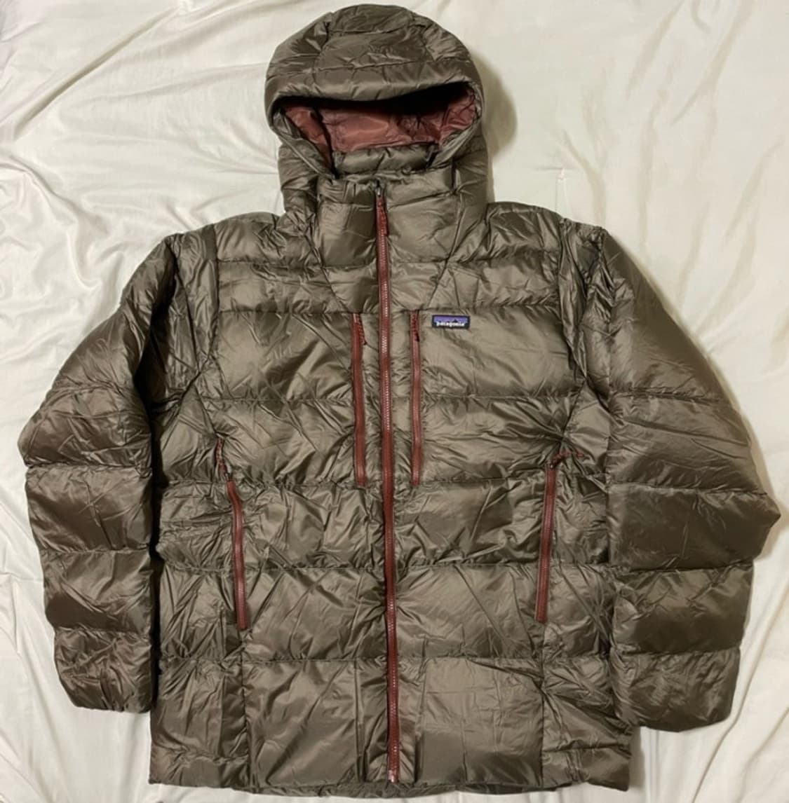 파타고니아 피츠 로이 다운 후디 상품이미지1