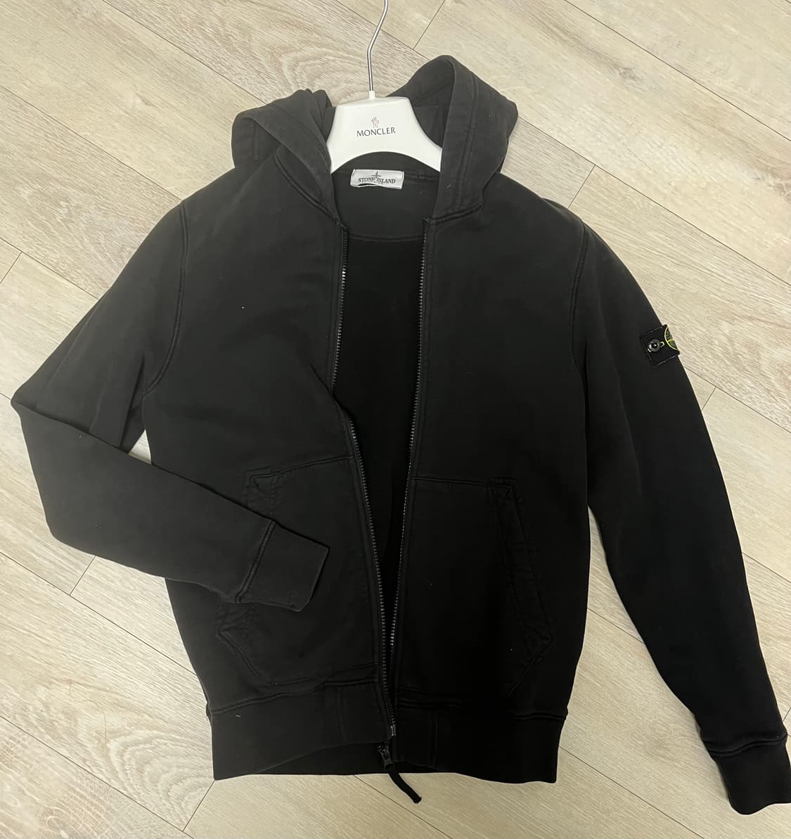 스톤아일랜드 후드집업  상품이미지1