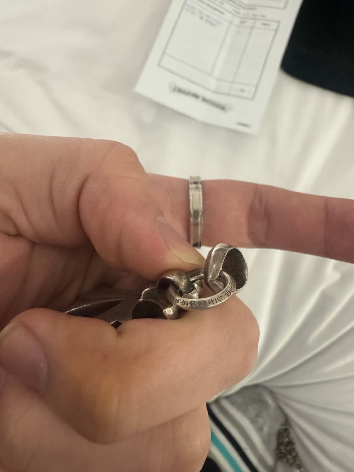 크롬하츠 스몰크로스 베일 펜던트 상품이미지4