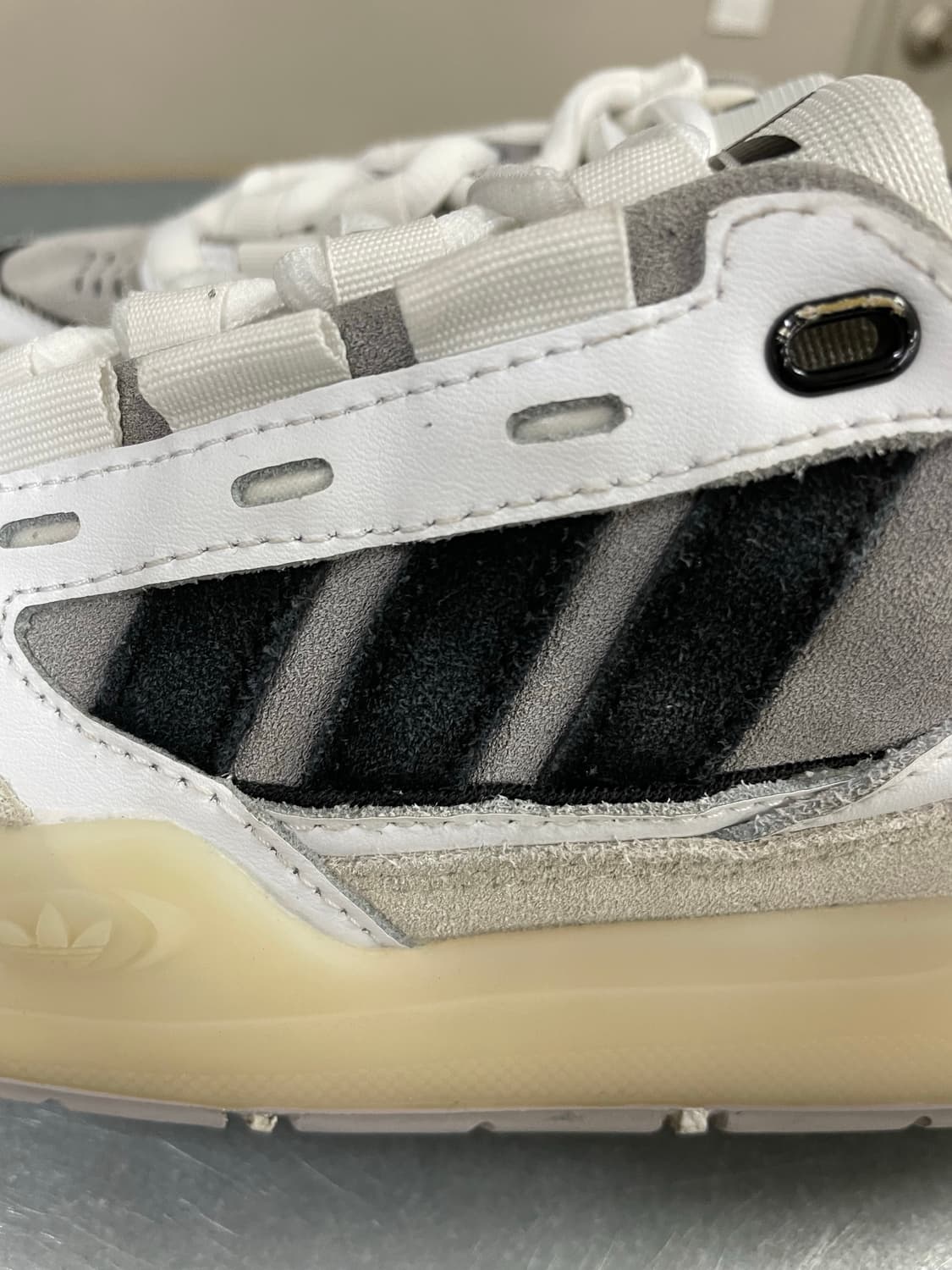 아디다스 아디 2000 화이트 코어 블랙 230 상품이미지7