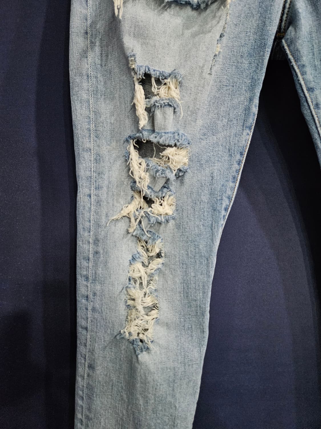 디젤 라이트블루 남성 슬림핏 허리 31 빈티지 데님팬츠  상품이미지5