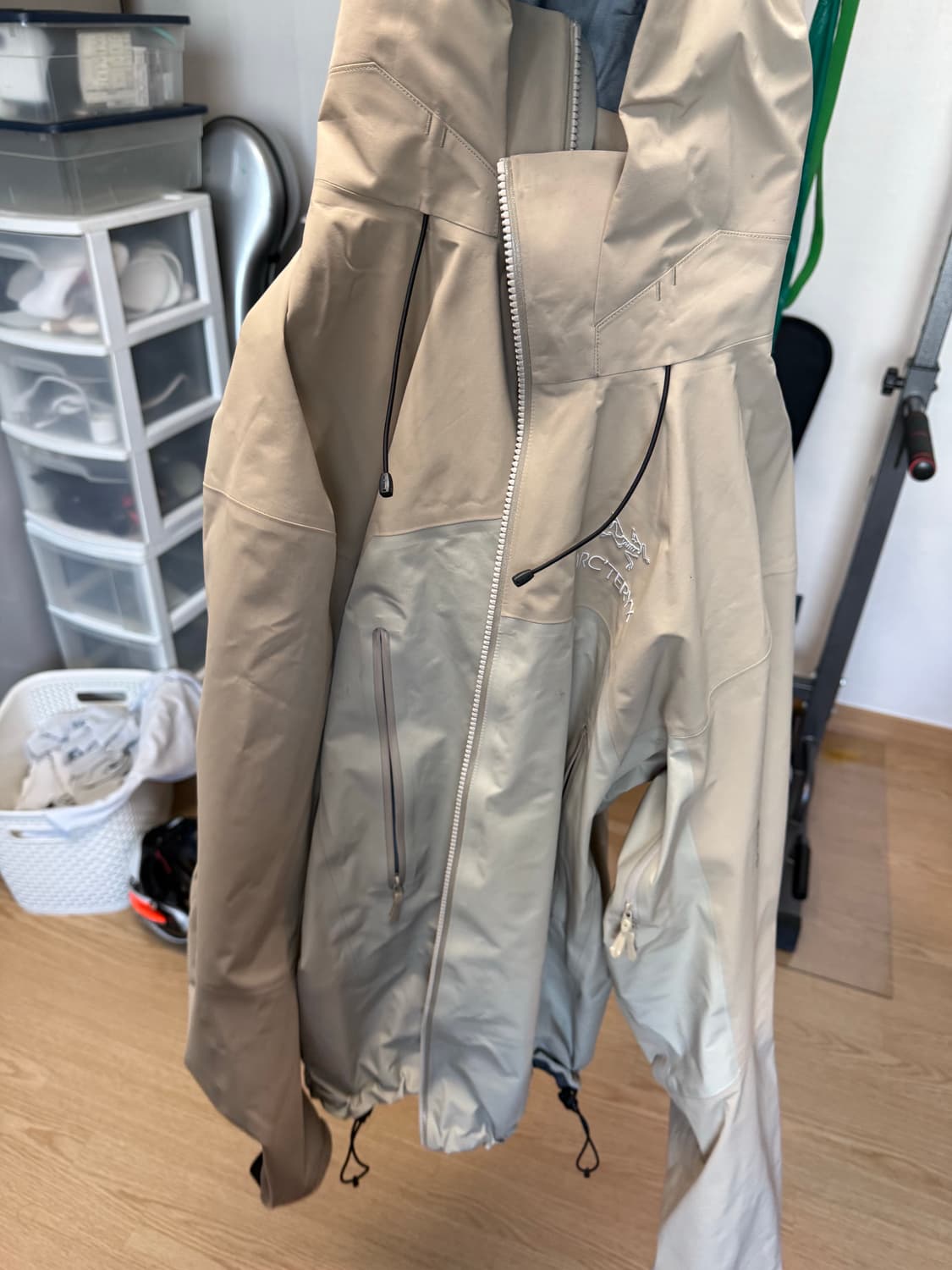 아크테릭스 베타 AR 스모크블러프 상품이미지3