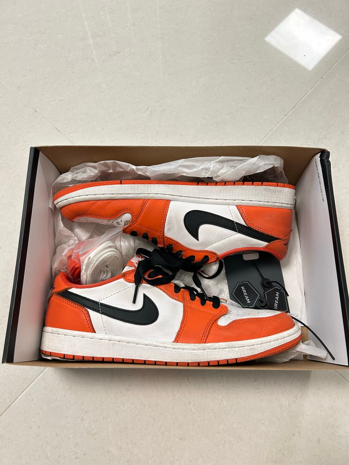 나이키 조던1로우 스타피쉬 285 상품이미지1