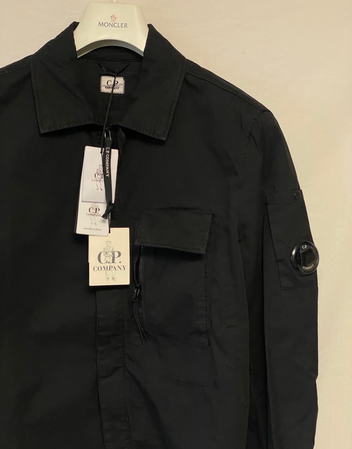 CP컴퍼니 폴드 포켓 렌즈 오버셔츠 자켓(블랙) 상품이미지4