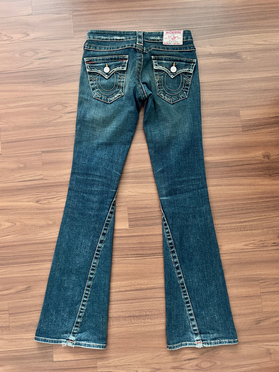 트루릴리전 로우라이즈 부츠컷 팬츠 상품이미지4