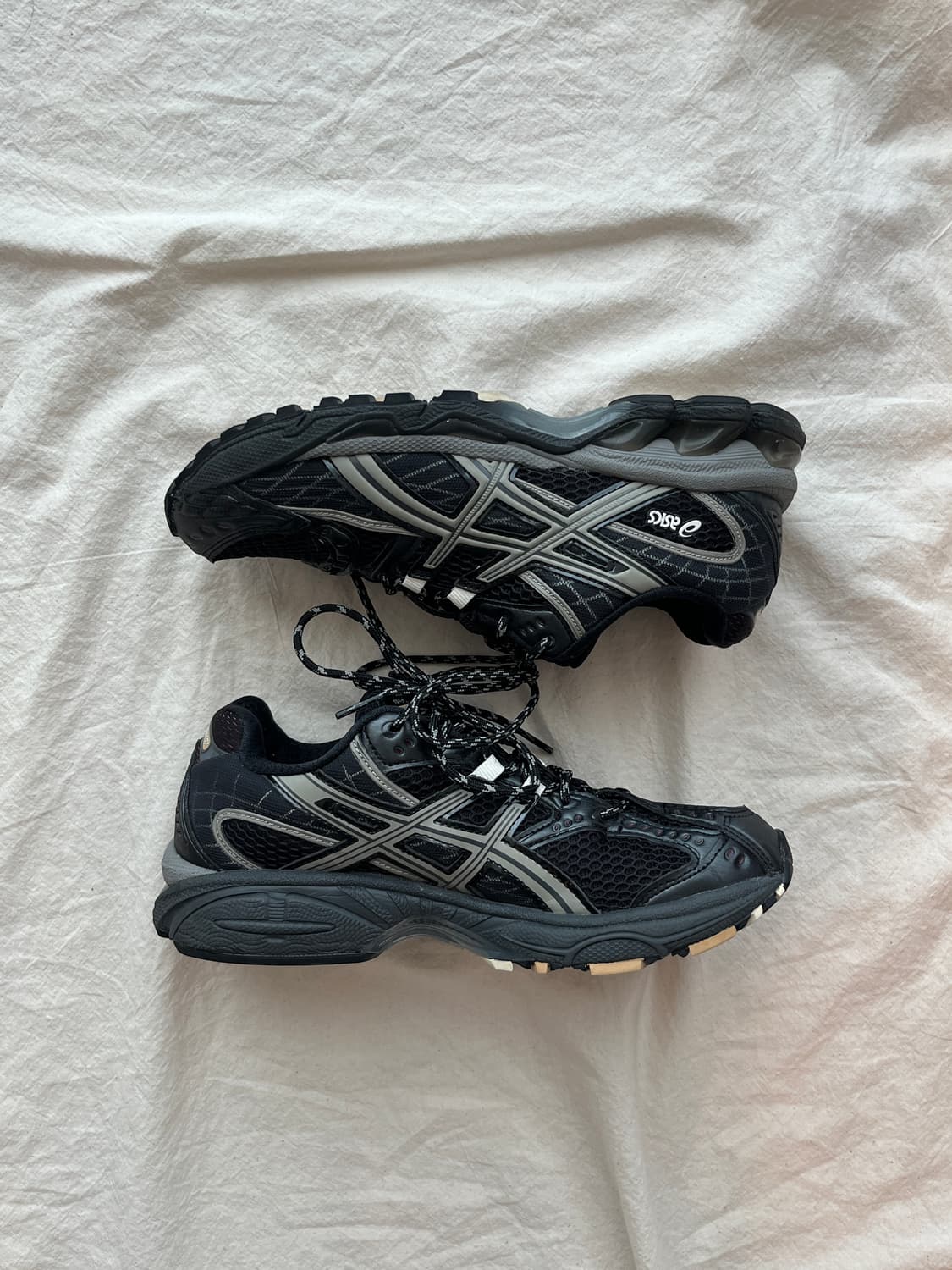 아식스 젤 님버스 10.1 블랙:클레이그레이 상품이미지4