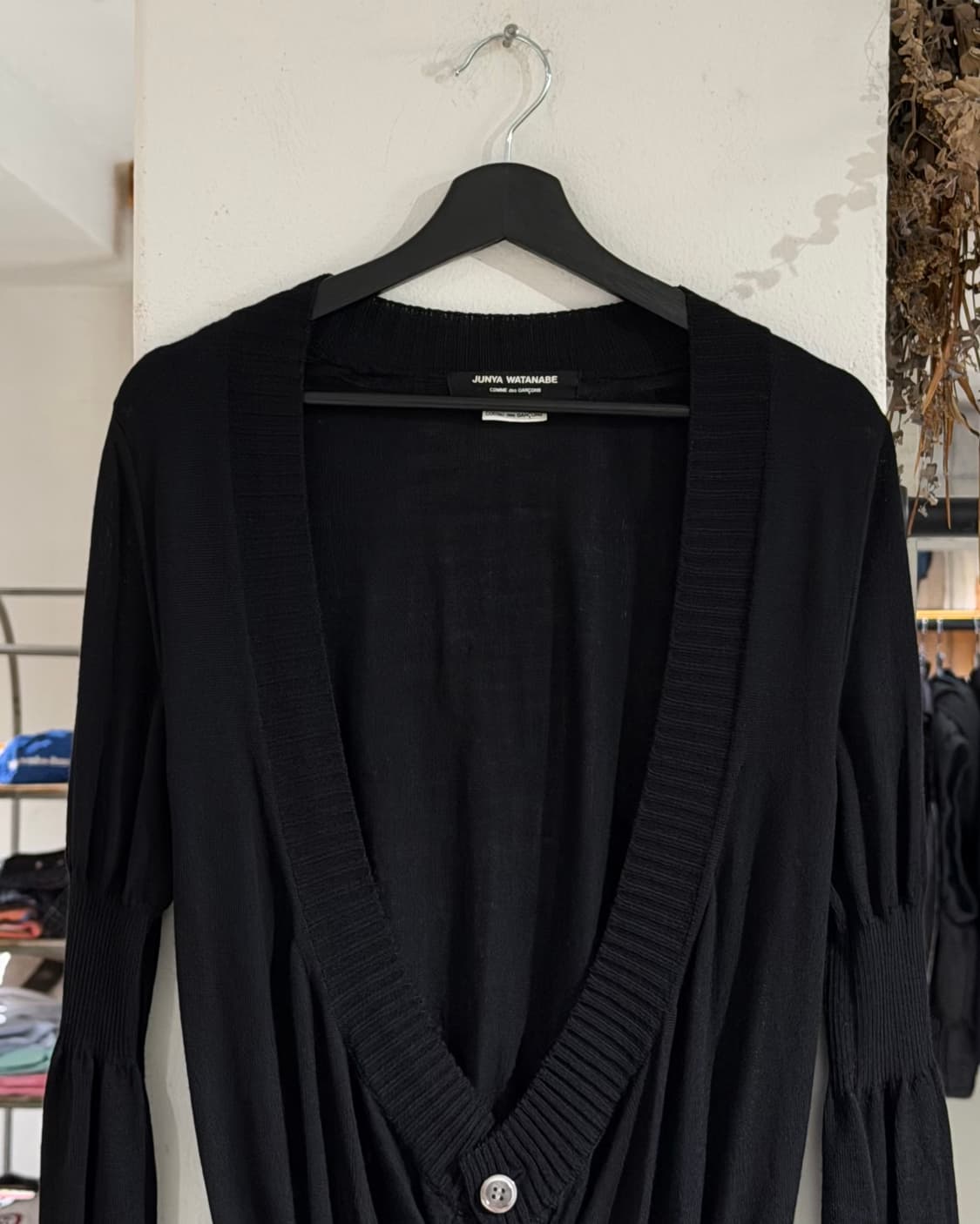 준야 와타나베 블랙 딥브이넥 버튼업 롱 니트 가디건 상품이미지4